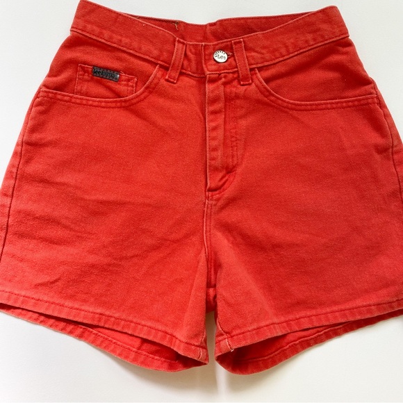 Vintage Lee Coral High Waisted Jean Shorts - Picture 2 of 4